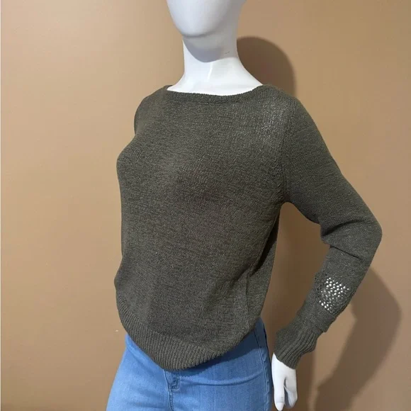 Le Chateau Olive Green knit Sweater - Picture 1 of 5